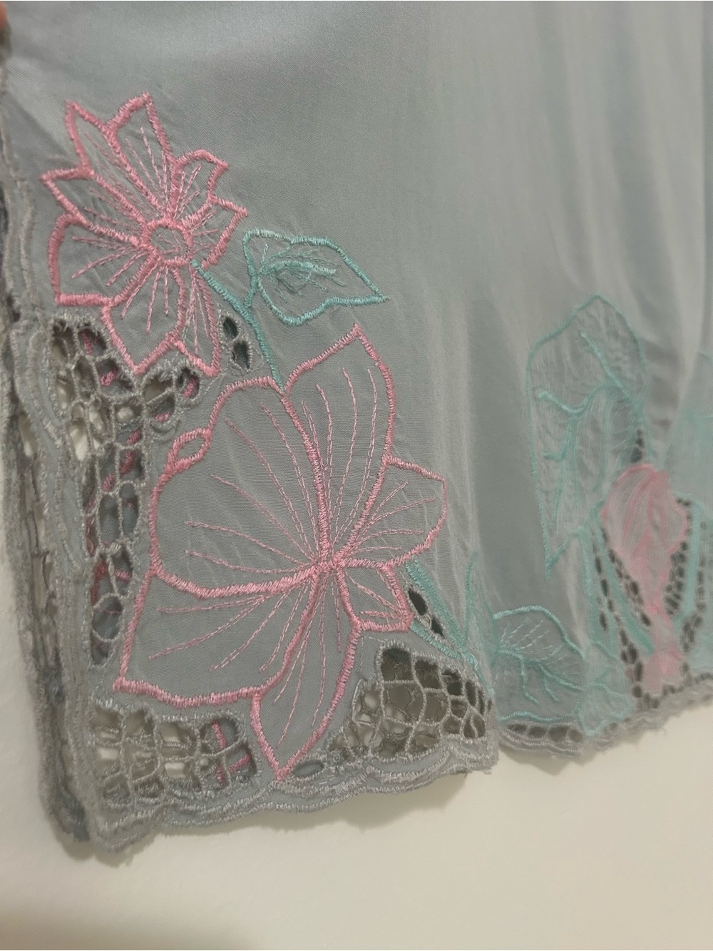 VTG Maharaj Bali Cutwork Lace Skirt Plus 3X 48" Waist Pockets Rayon Lotus Boho